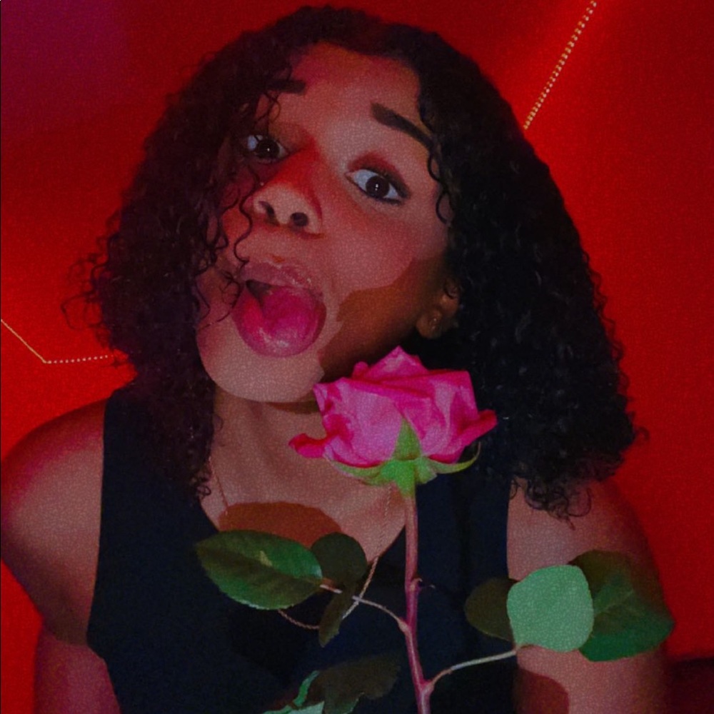 Meet your Posher, Harmony